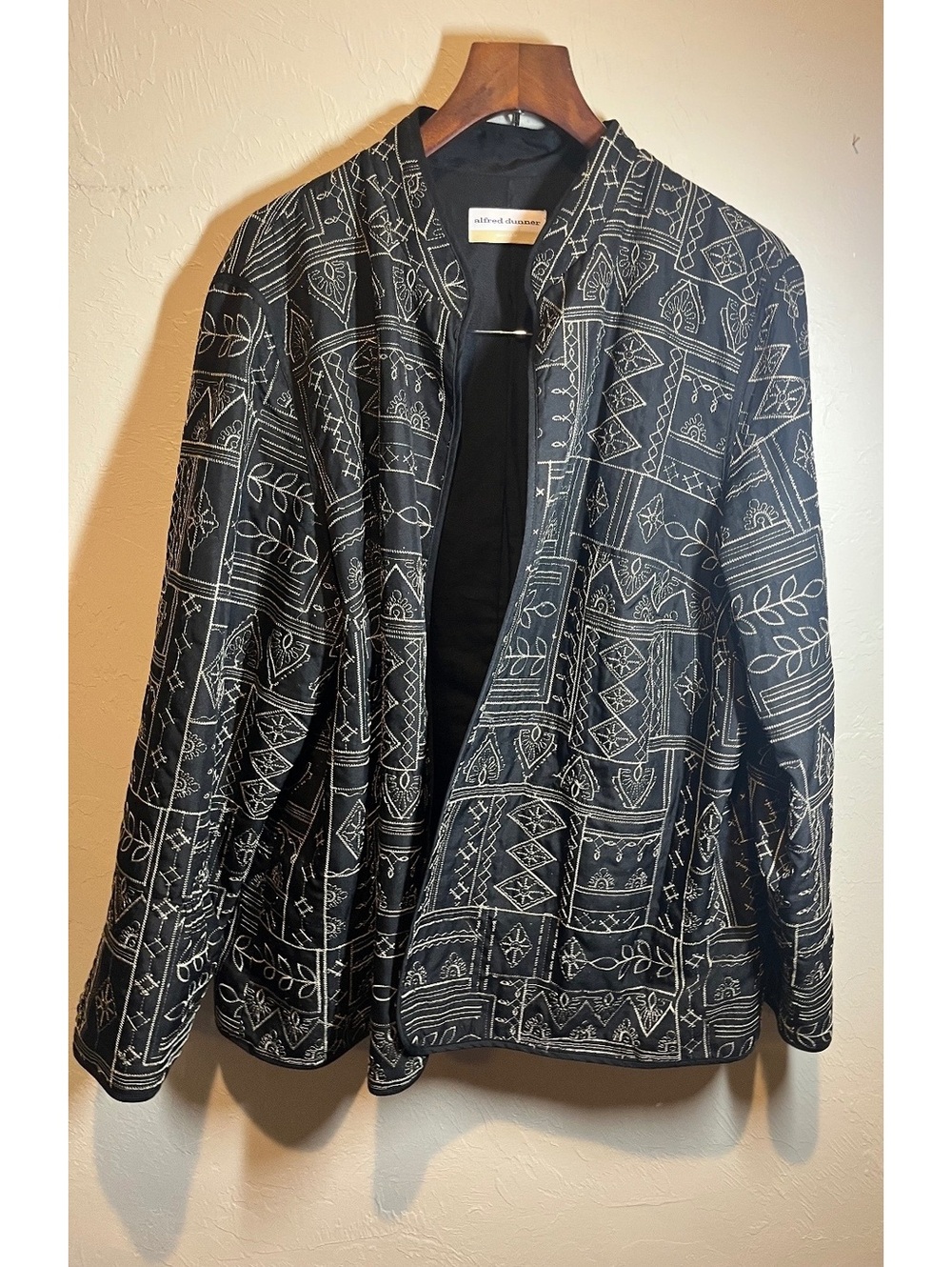 Boho Art-to-Wear Alfred Dunner Black Embroidered Patchwork Blazer Jacket